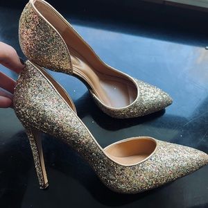 Jessica Simpson Gold Glitter Heels